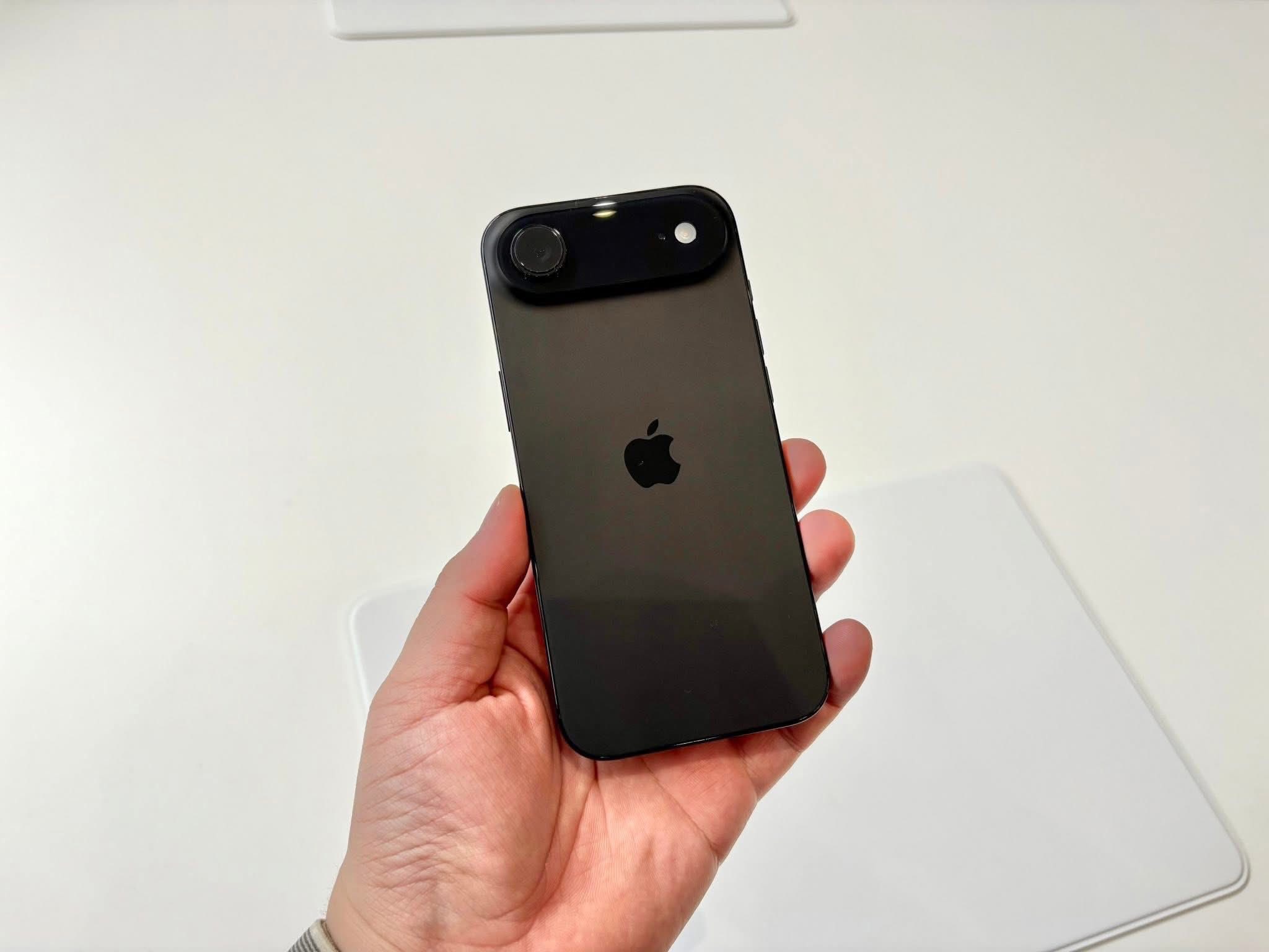 iPhone 17 Pro Max và iPhone 17 Air