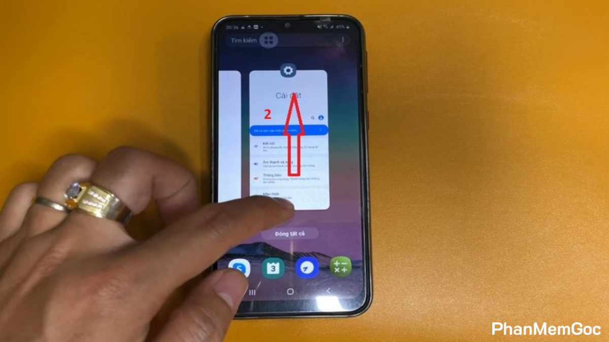 Cách tắt ứng dụng chạy ngầm trên Samsung bằng sửa sổ đa nhiệm - bước 2